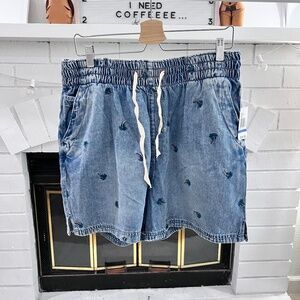 Kensie Jeans Palm Trees Embroidery all over logo The High Rise Denim Shorts